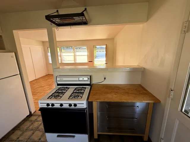 $5,200 | 114 La Plata, Santa Barbara, CA 93109