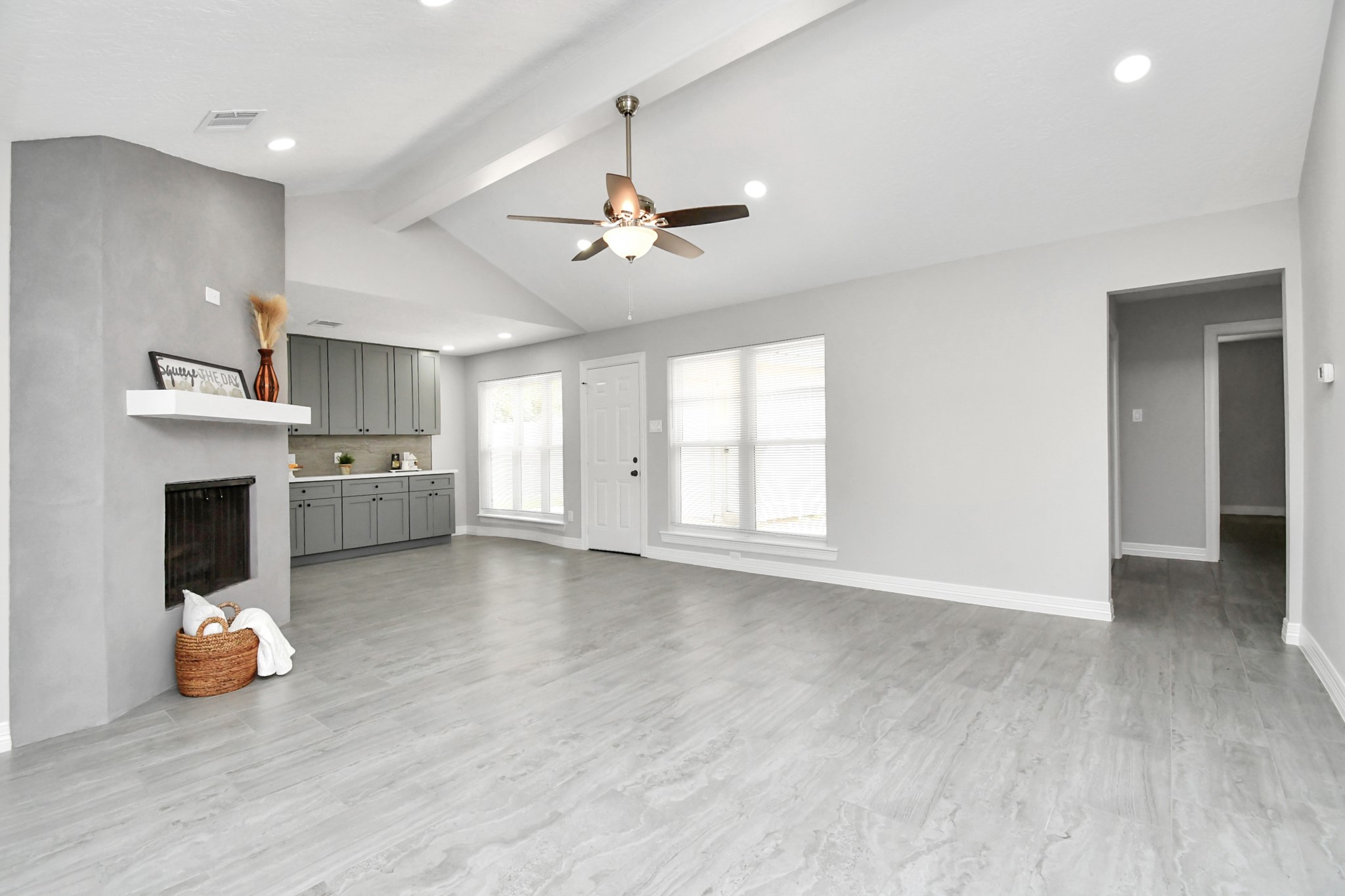 9726 Springmont Drive Houston, TX 77080 - Photo 13 of 42