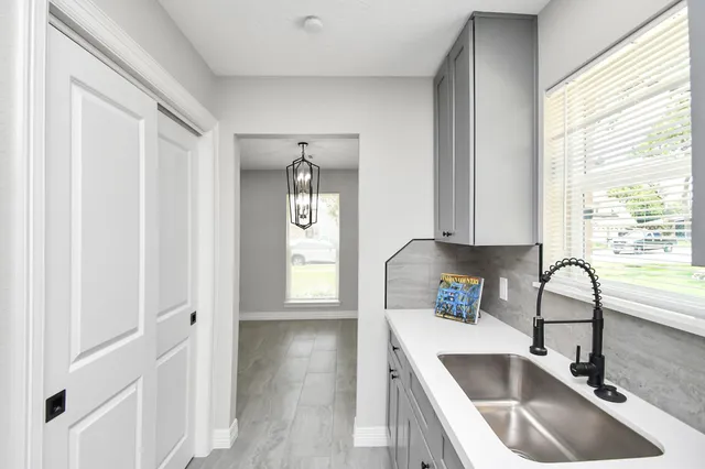 $2,900 | 9726 Springmont Drive, Houston, TX 77080