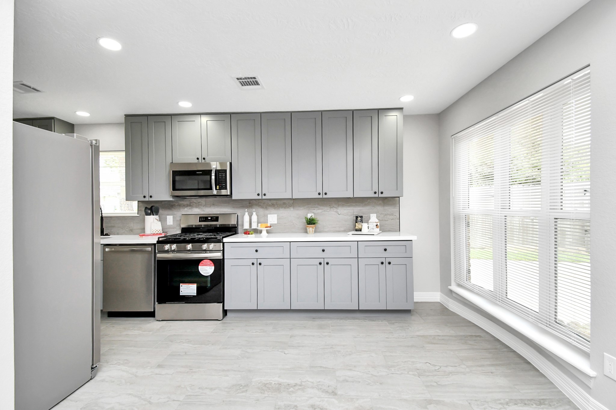 9726 Springmont Drive Houston, TX 77080 - Photo 20 of 42