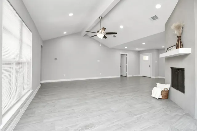 $2,900 | 9726 Springmont Drive, Houston, TX 77080