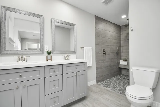 $2,900 | 9726 Springmont Drive, Houston, TX 77080