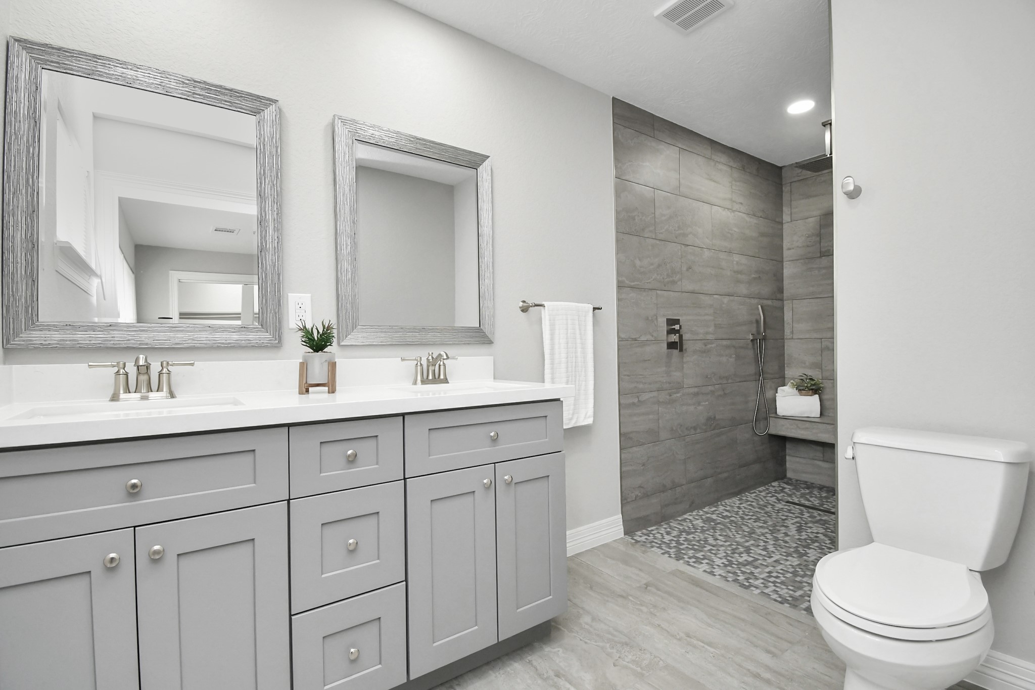 9726 Springmont Drive Houston, TX 77080 - Photo 29 of 42