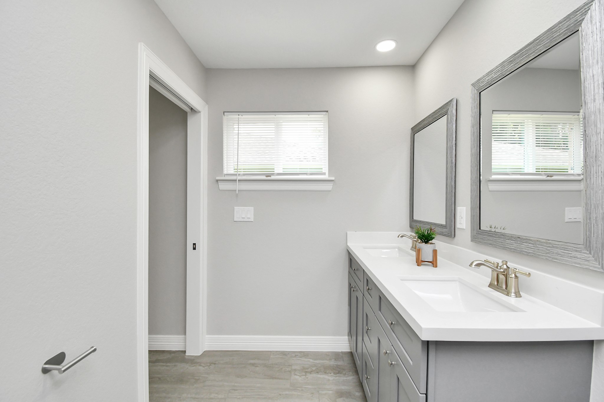 9726 Springmont Drive Houston, TX 77080 - Photo 30 of 42