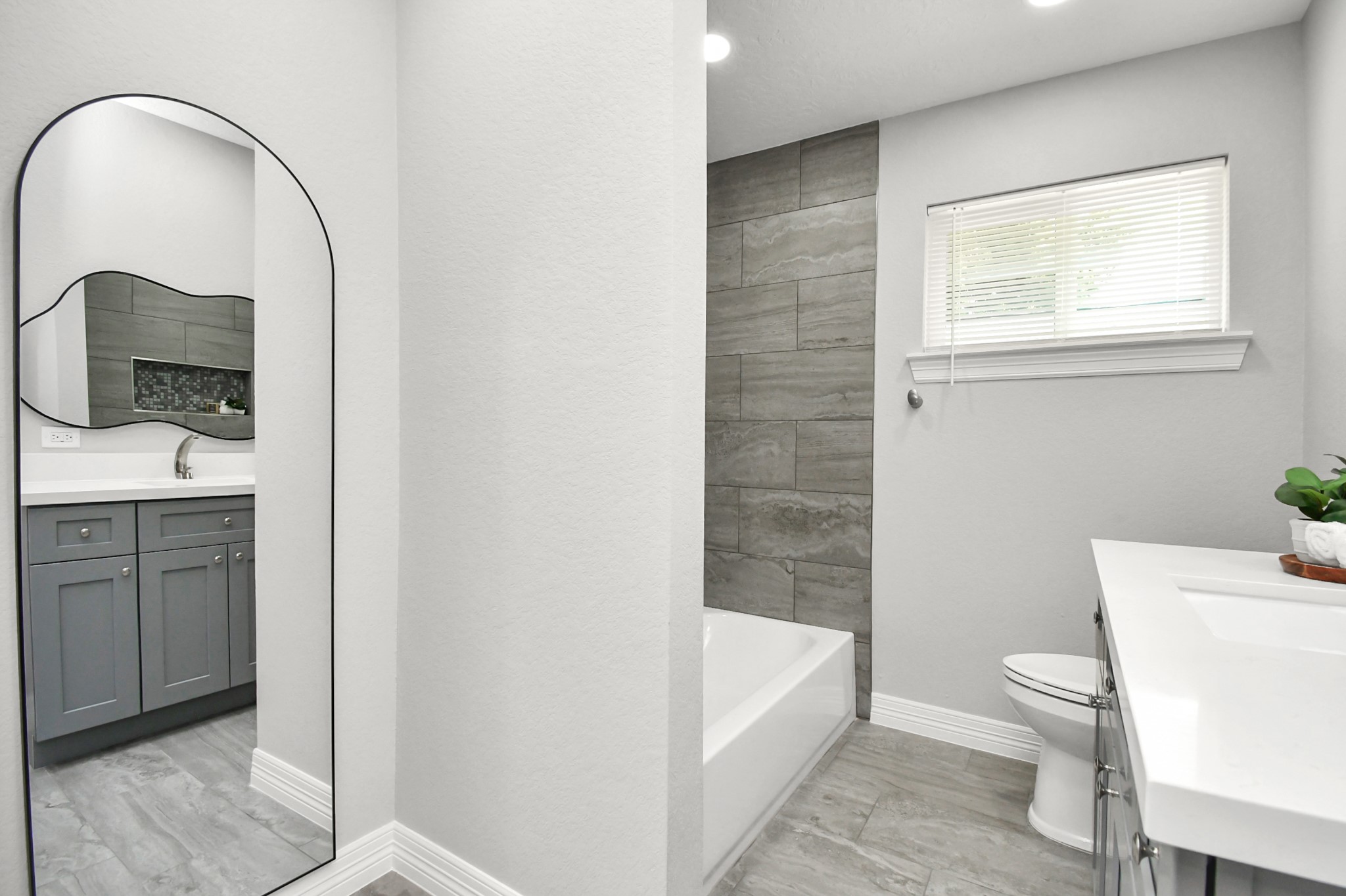 9726 Springmont Drive Houston, TX 77080 - Photo 35 of 42