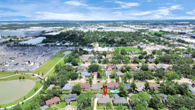 $2,900 | 9726 Springmont Drive, Houston, TX 77080