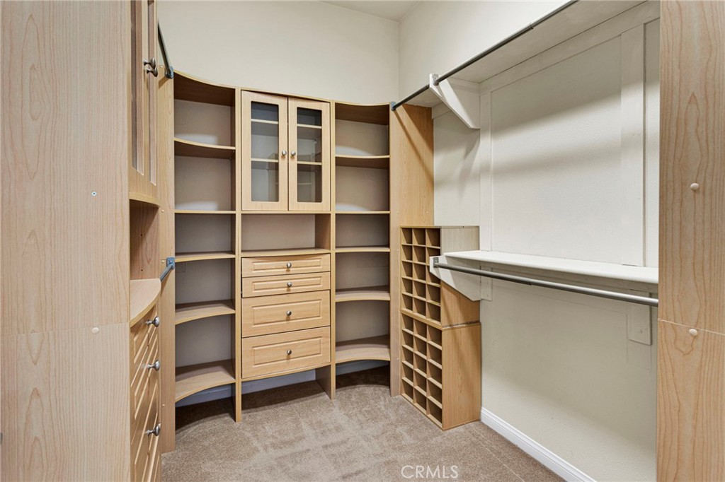 10429 Lanigan Road Apple Valley, CA 92308 - Photo 27 of 41 a view of an empty walk in closet