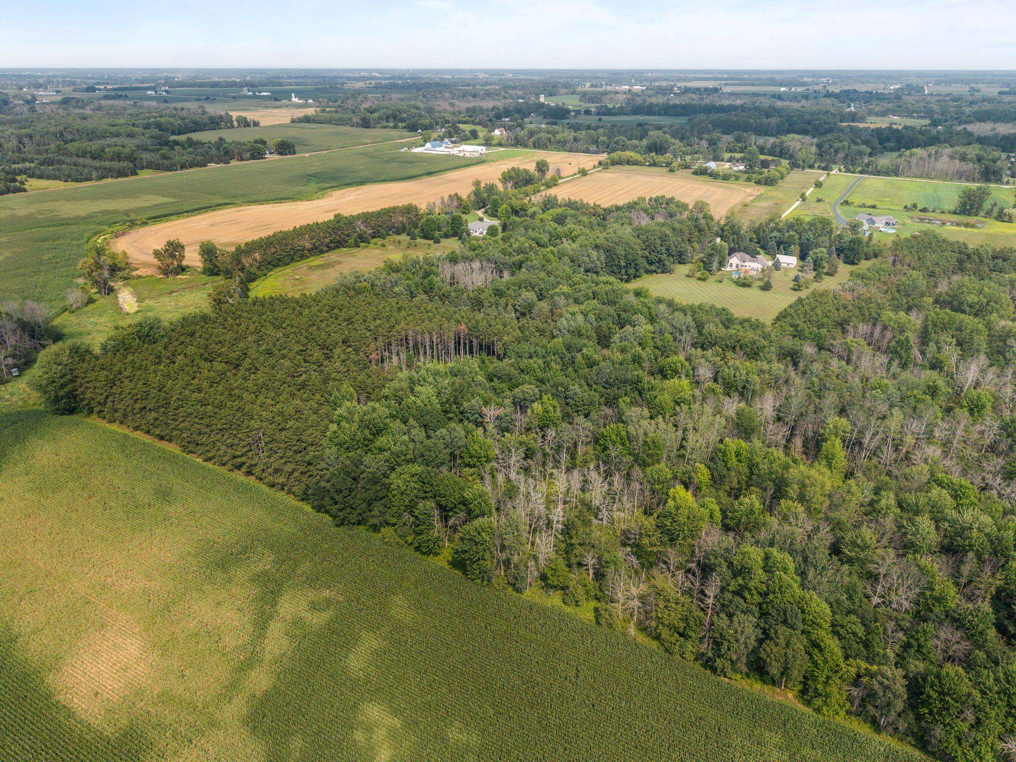 N6547 Buelow Road New London, WI 54961 - Photo 64 of 71 Gallery Image 64