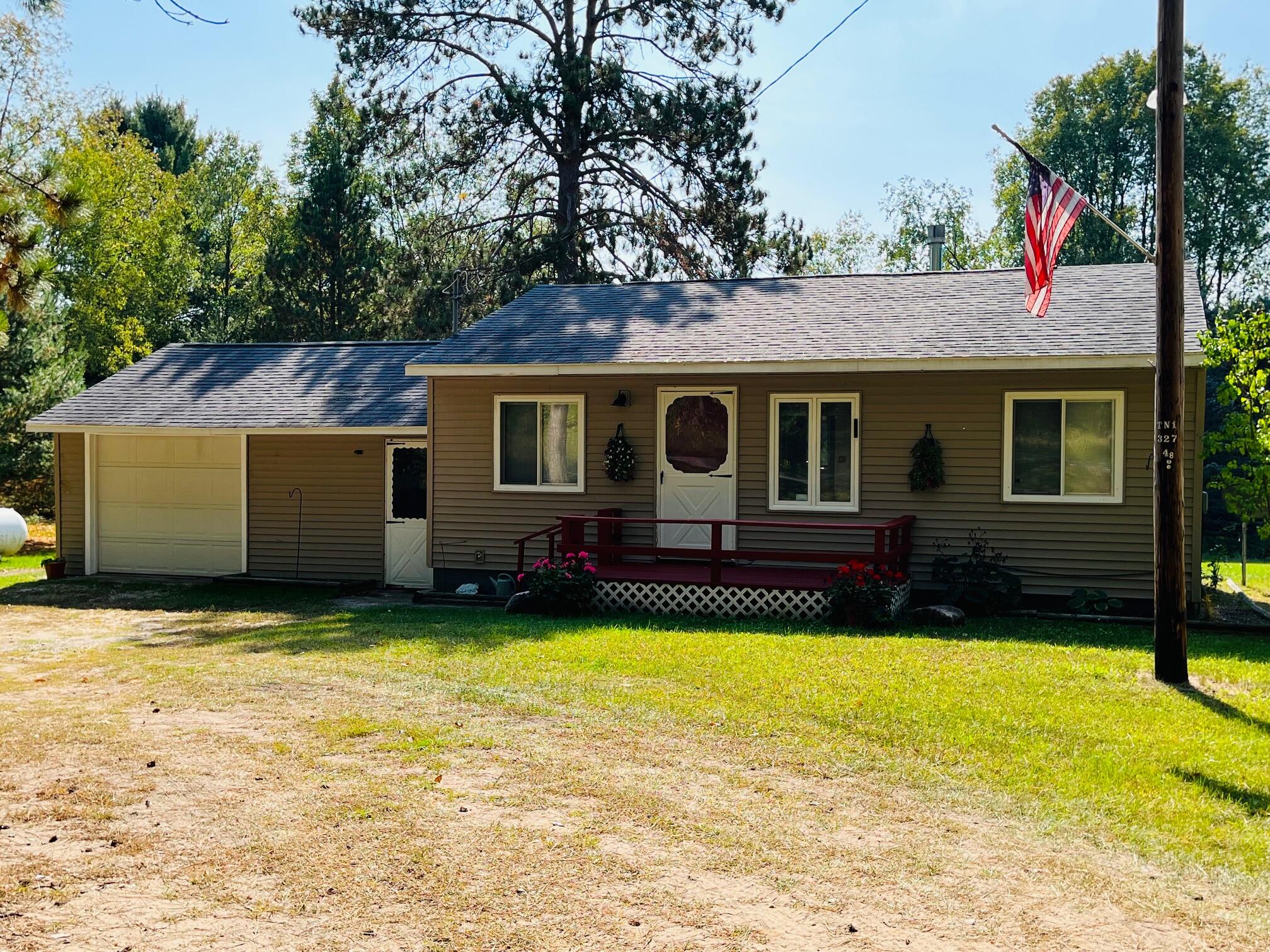 4463 West 48 Road Cadillac, MI 49601 - Photo 1 of 15 Front