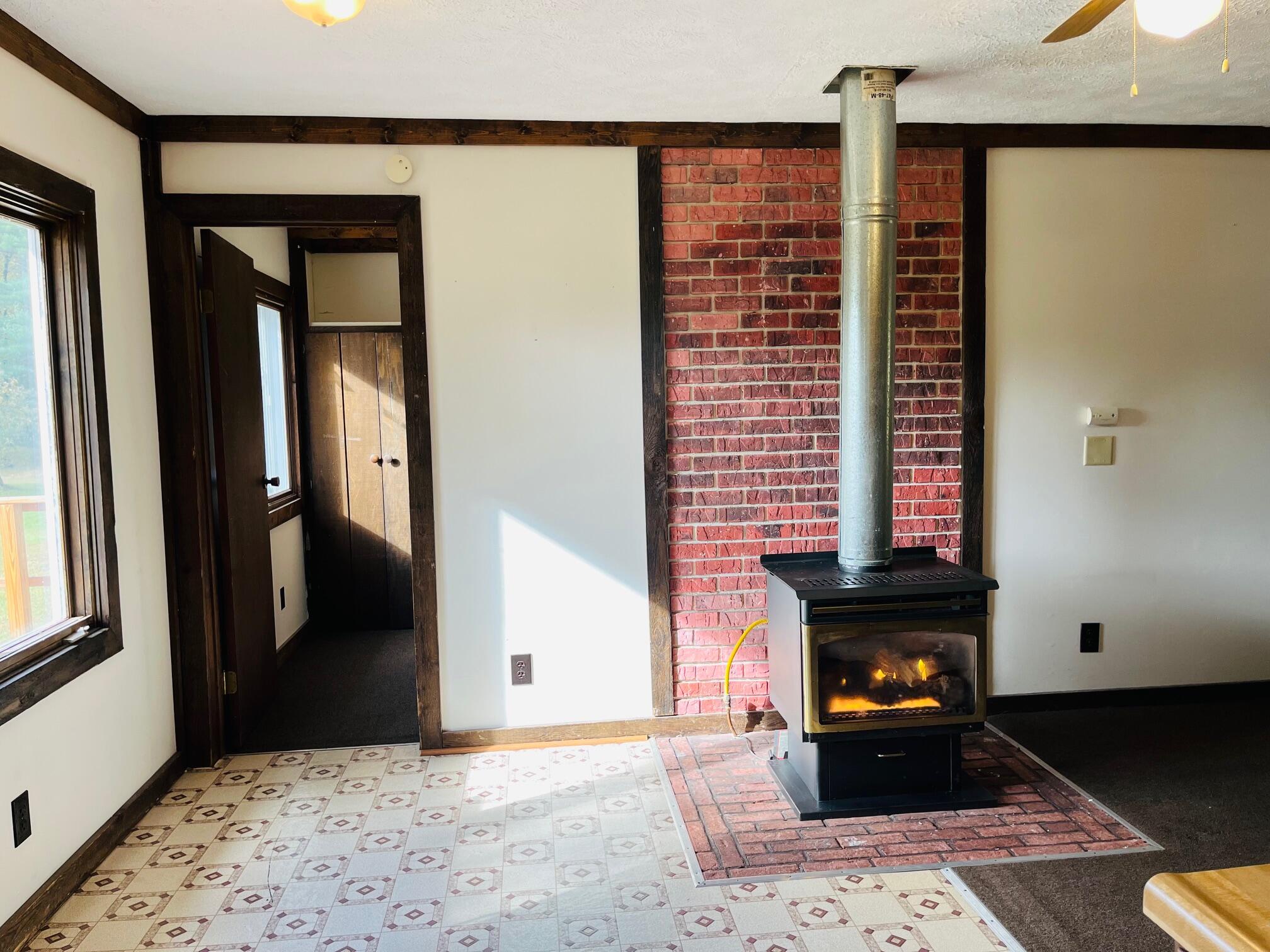 4463 West 48 Road Cadillac, MI 49601 - Photo 4 of 15 IMG_5041