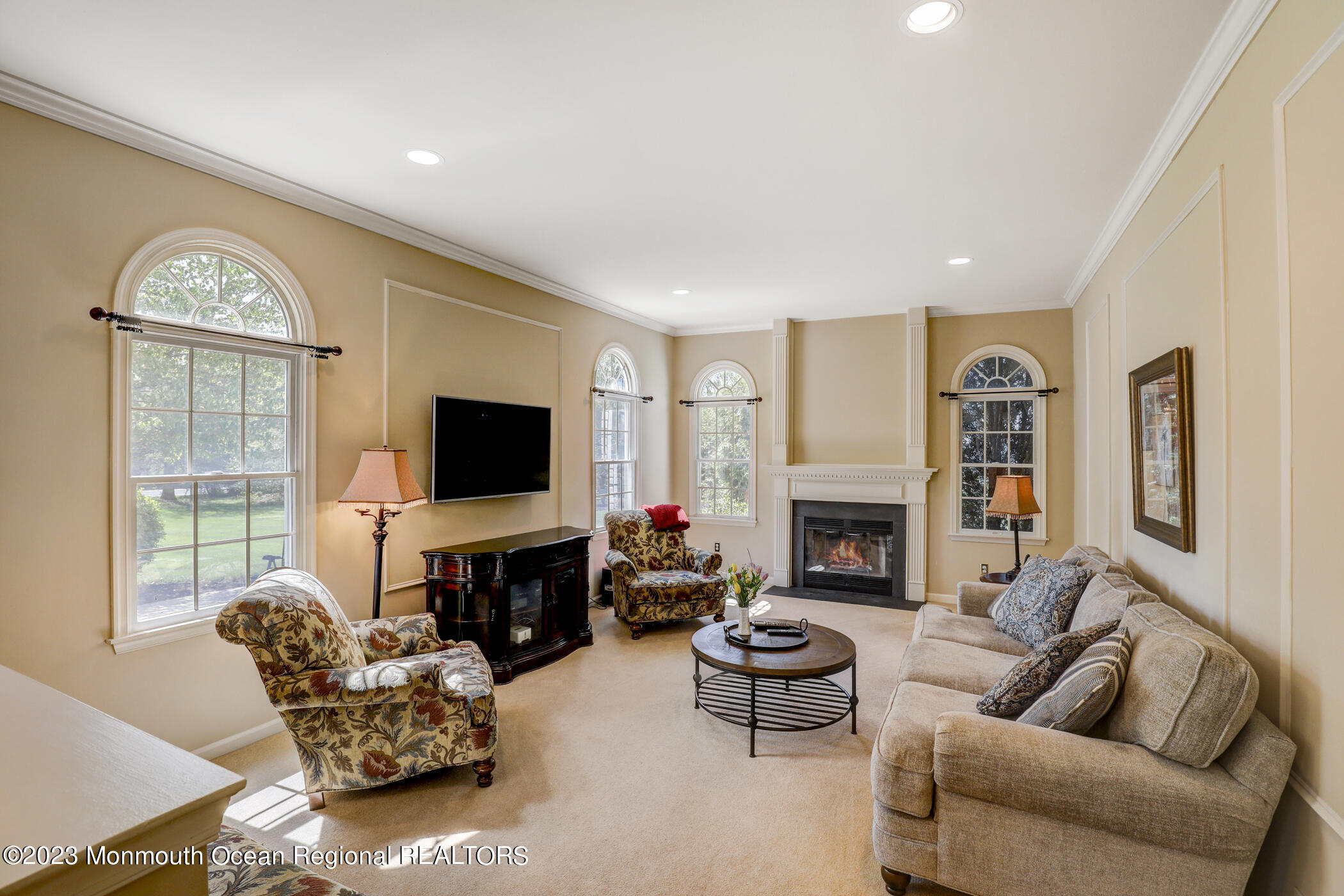 80 Summit Drive Freehold, NJ 07728 - Photo 18 of 49 19 - Family Room