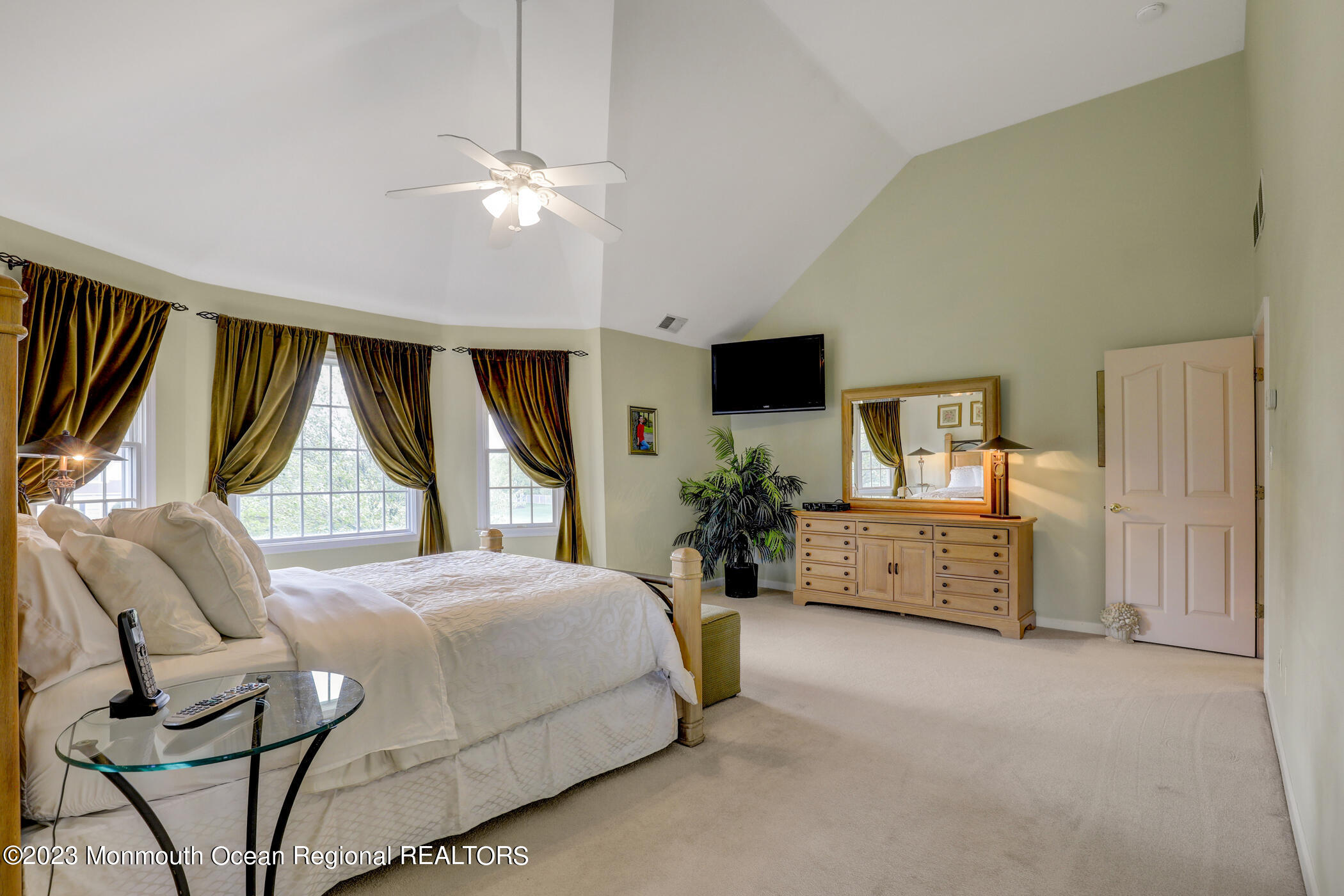 80 Summit Drive Freehold, NJ 07728 - Photo 27 of 49 28 - Primary Bedroom