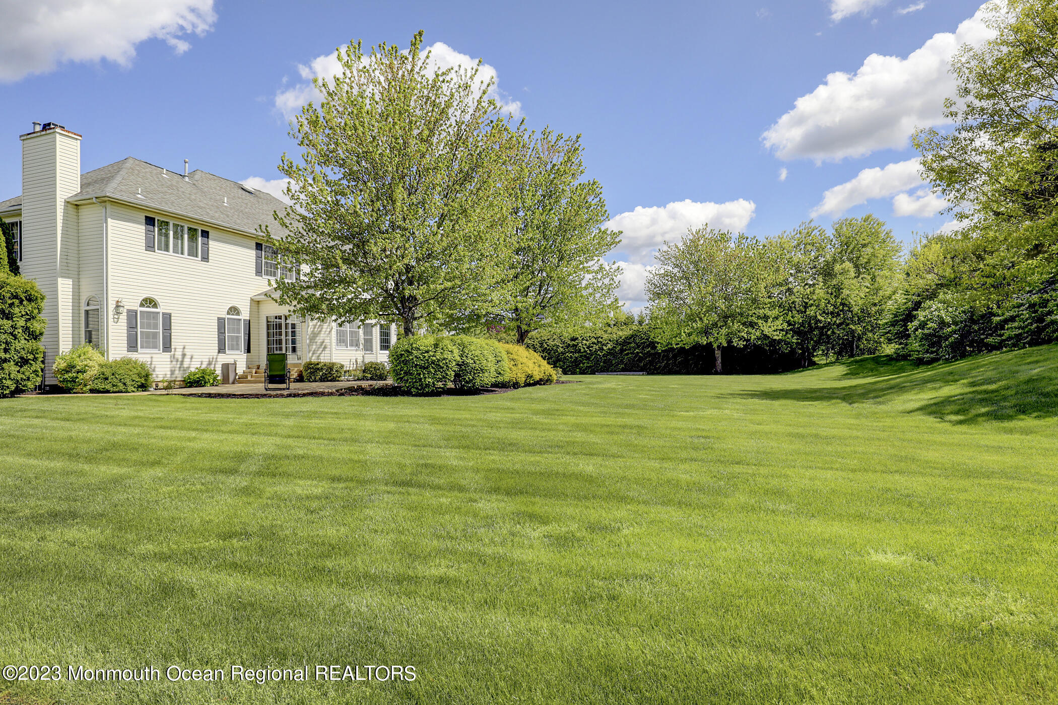 80 Summit Drive Freehold, NJ 07728 - Photo 40 of 49 41 - Backyard