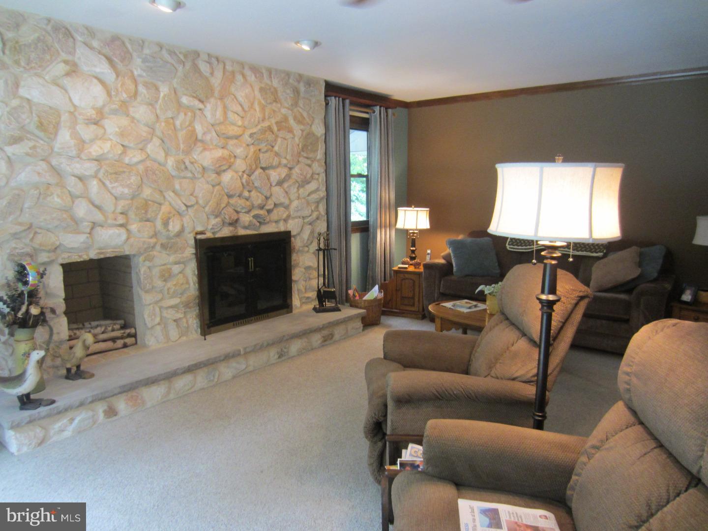 44 Penn Road Voorhees, NJ 08043 - Photo 12 of 25 Family Room