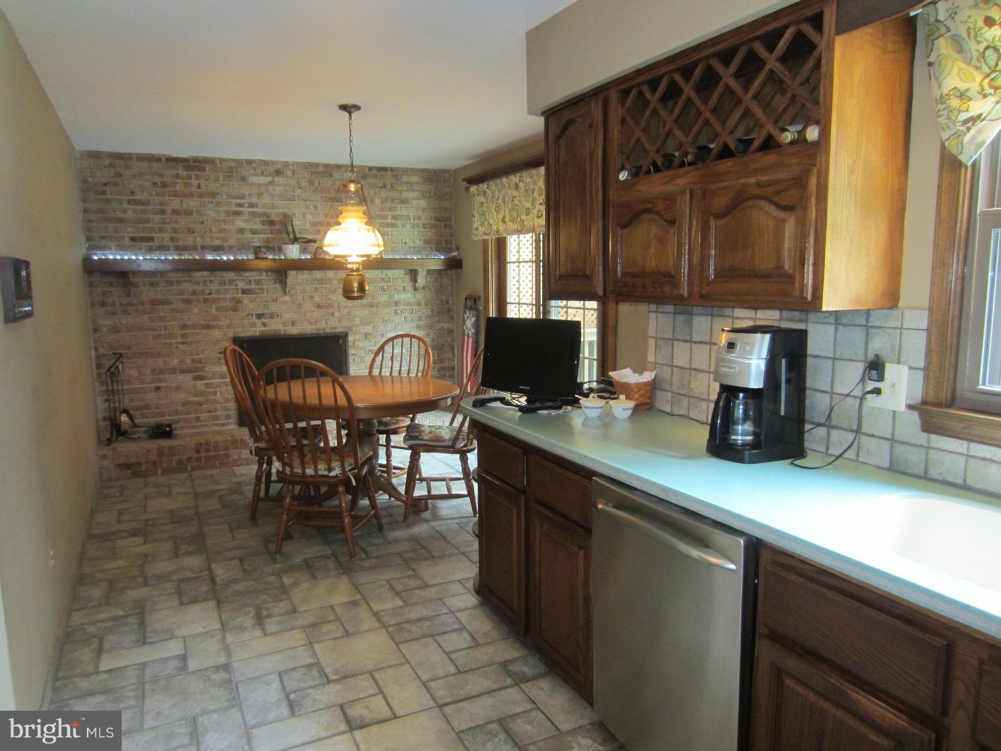 44 Penn Road Voorhees, NJ 08043 - Photo 8 of 25 Kitchen