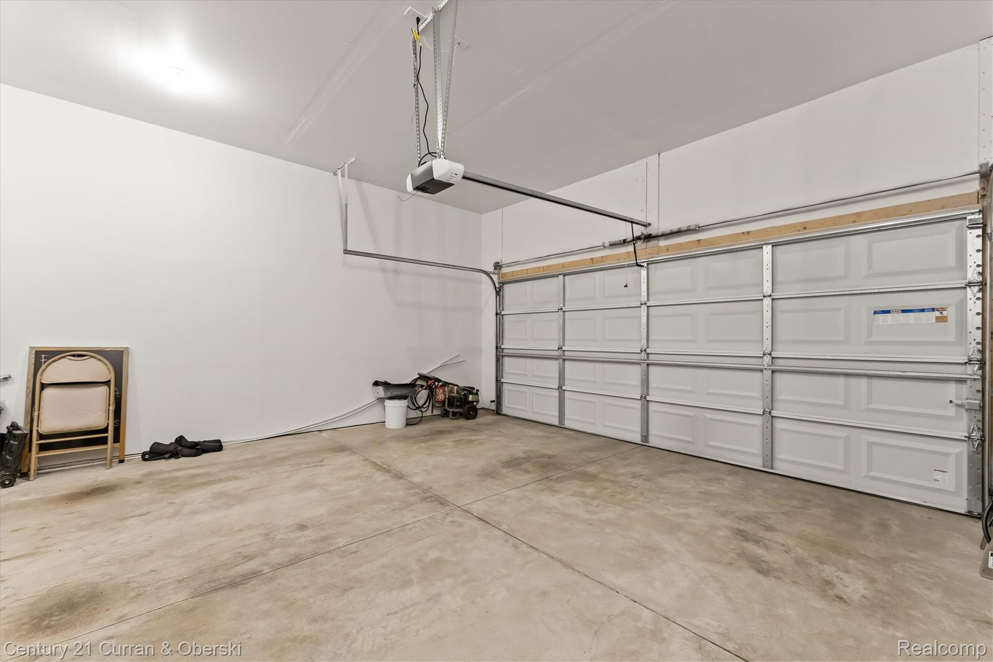 49559 Mapleton Road Canton, MI 48188 - Photo 42 of 55 39-INT-2.jpg