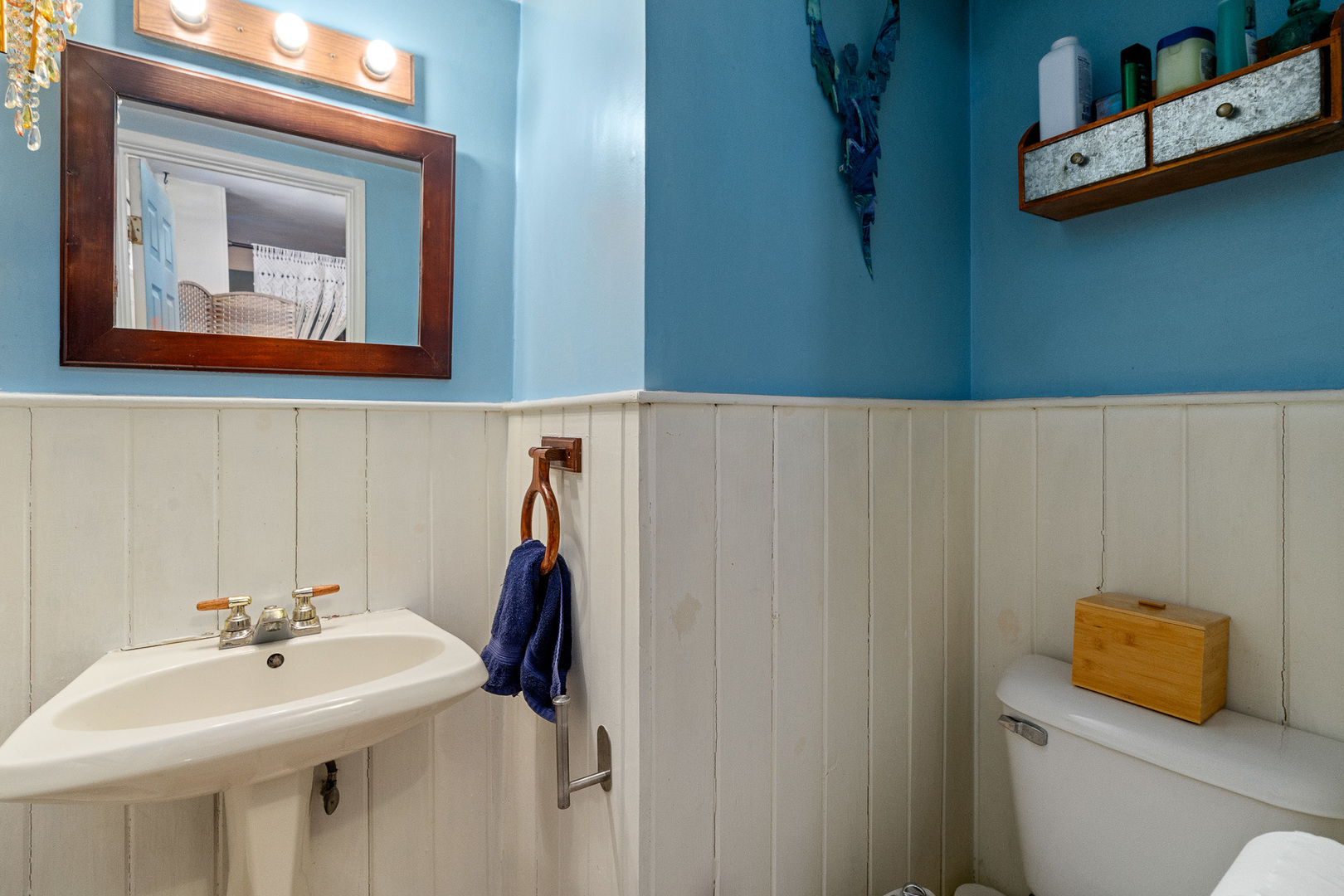 130 Jerome Lane Bolingbrook, IL 60440 - Photo 13 of 32 a bathroom with a sink and a mirror