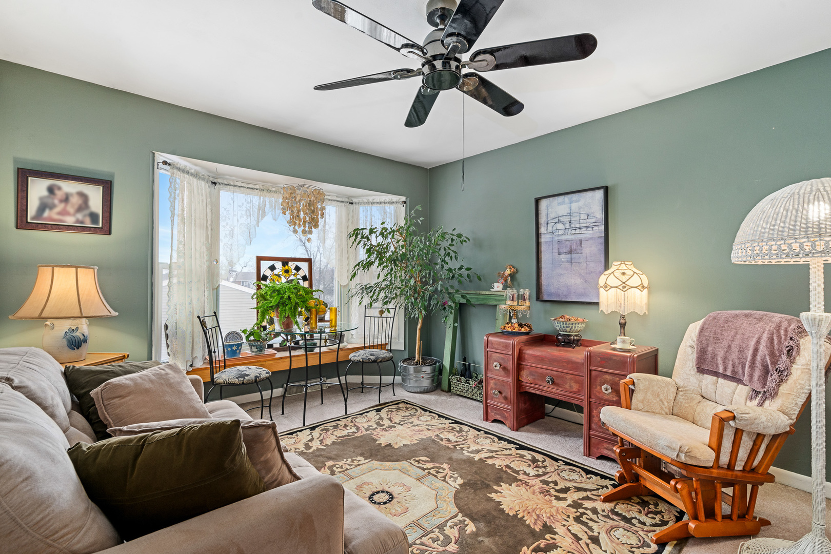 130 Jerome Lane Bolingbrook, IL 60440 - Photo 17 of 32 a living room with furniture and a large window