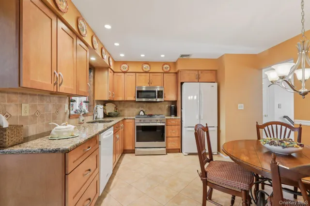 $769,000 | 229 Betsy Ross Drive, Orangeburg, NY 10962