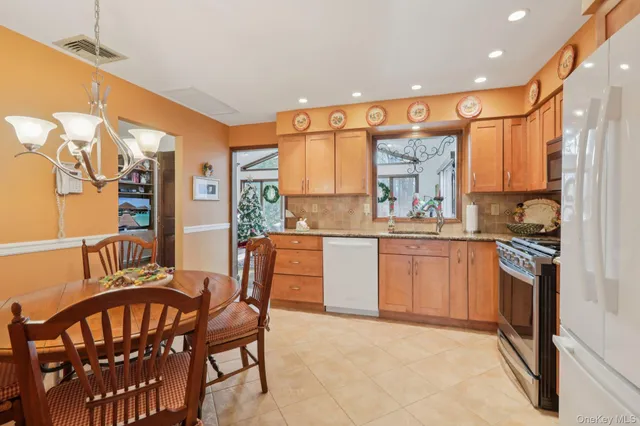 $769,000 | 229 Betsy Ross Drive, Orangeburg, NY 10962