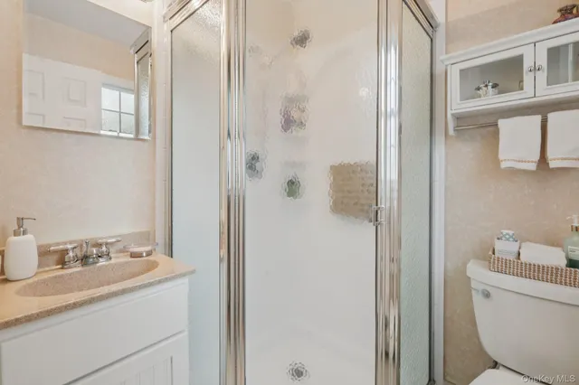 $769,000 | 229 Betsy Ross Drive, Orangeburg, NY 10962