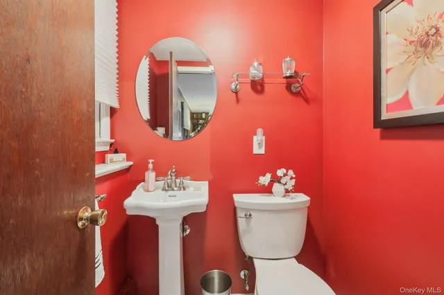 $769,000 | 229 Betsy Ross Drive, Orangeburg, NY 10962