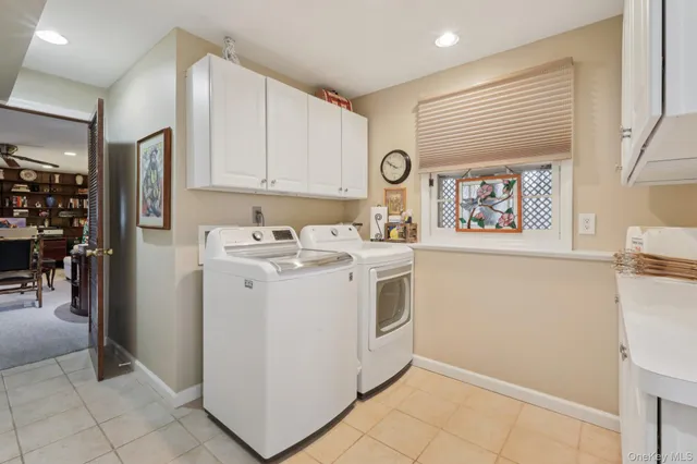 $769,000 | 229 Betsy Ross Drive, Orangeburg, NY 10962