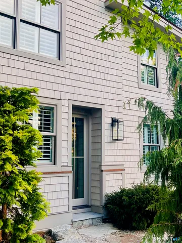 $4,000 | 4 Main Street, Washington, CT 06777