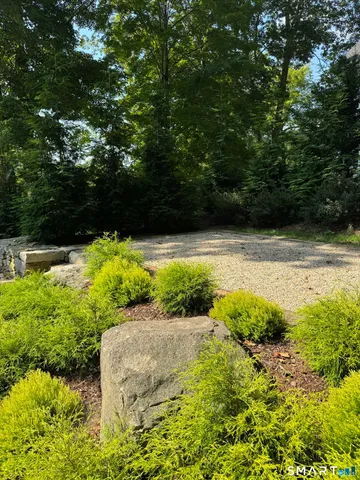 $4,000 | 4 Main Street, Washington, CT 06777