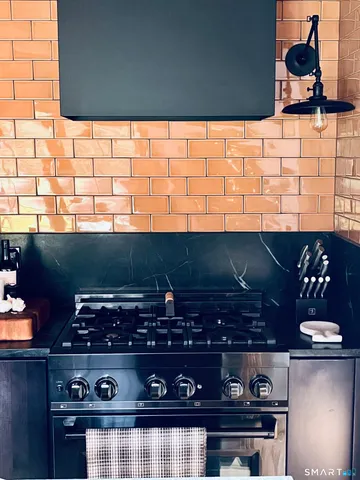 $4,000 | 4 Main Street, Washington, CT 06777