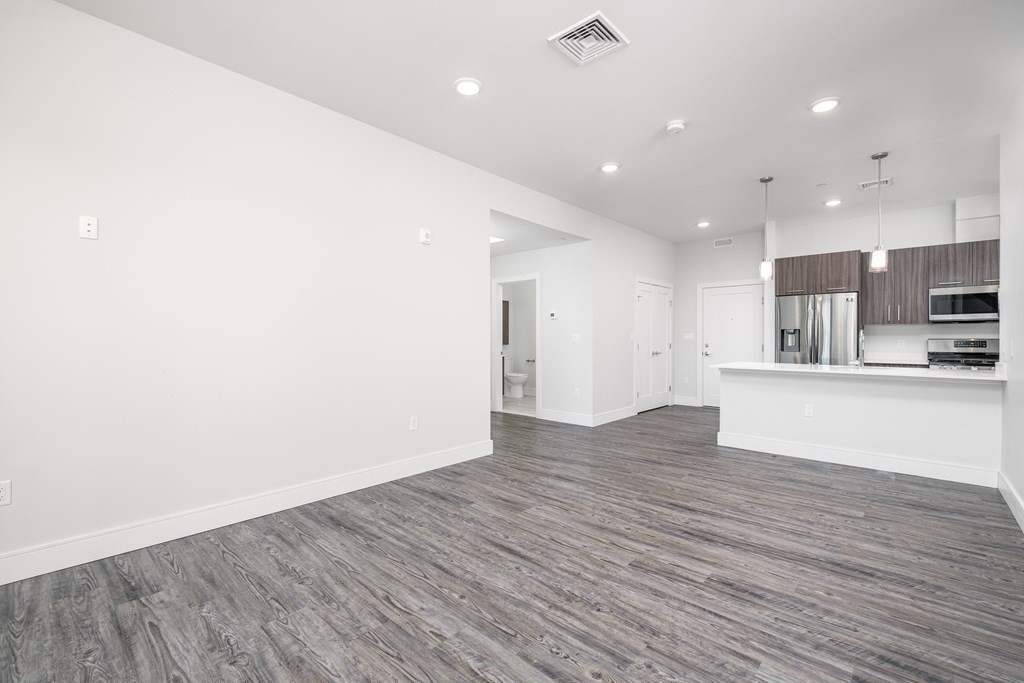 16 Laurel Street, Unit 201 Everett, MA 02149 - Photo 14 of 27