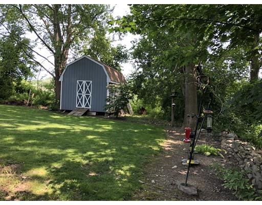 17 Hillside Road Bristol, RI 02809 - Photo 24 of 26 Gallery Image 24