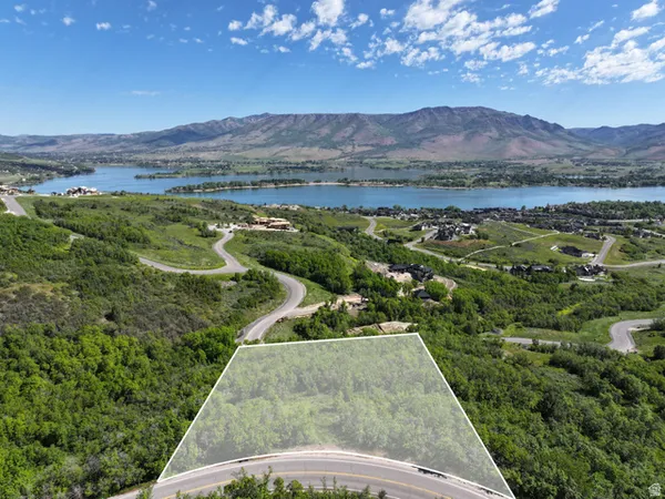 $780,000 | 6001 East Legacy Drive, Unit 48, Huntsville, UT 84317