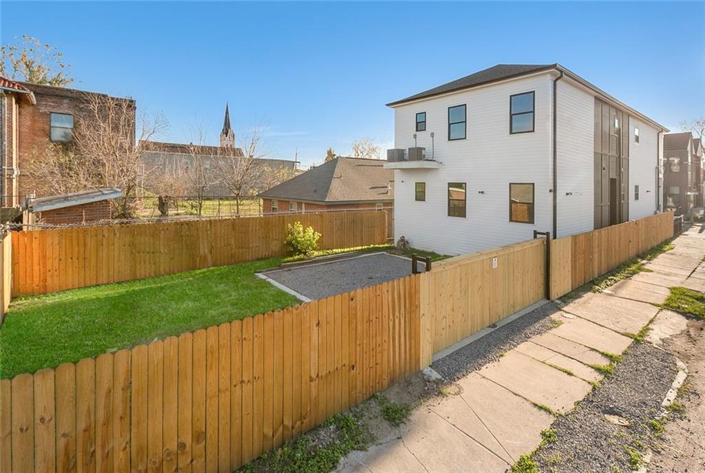 1937 First Street New Orleans, LA 70113 - Photo 18 of 19