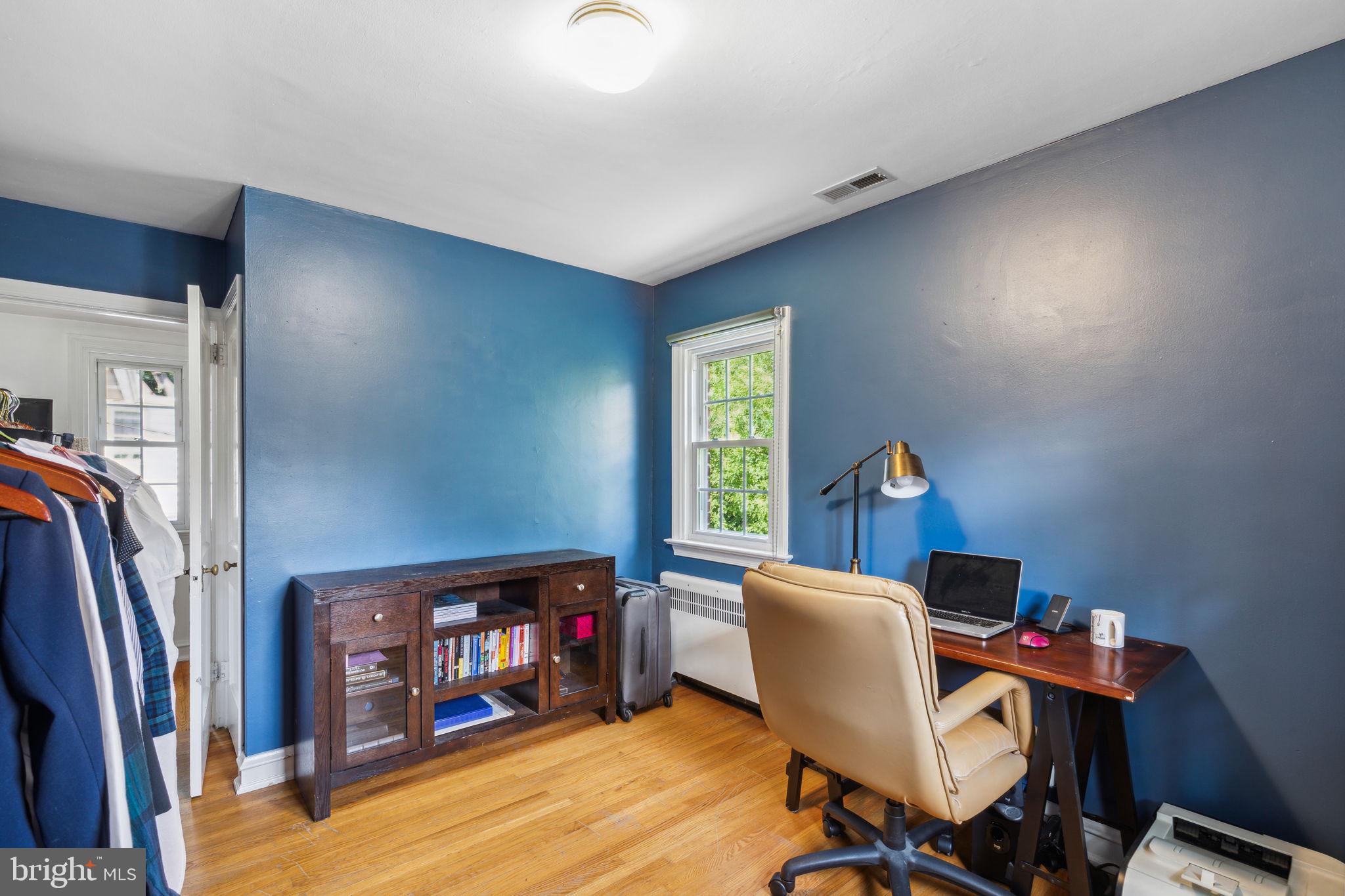 119 Crosshill Road Wynnewood, PA 19096 - Photo 21 of 31 3rd Bedroom