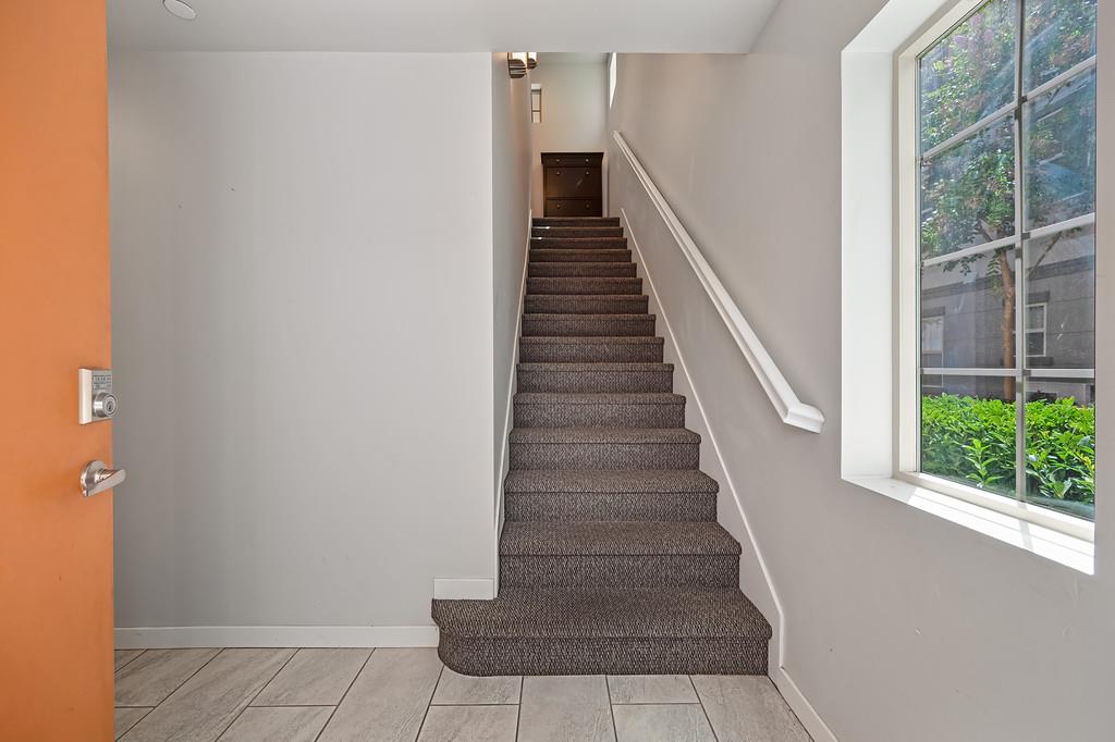 450 Tailoff Lane Sacramento, CA 95818 - Photo 5 of 43 Gallery Image 5