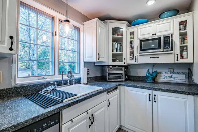 $369,000 | 29 Antler Court, Unit 29, Naples, ME 04055