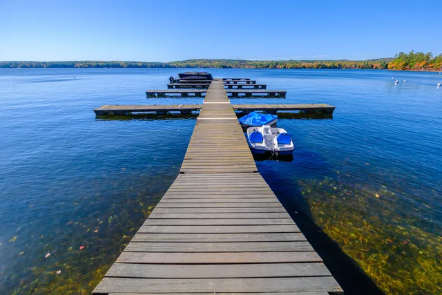 $369,000 | 29 Antler Court, Unit 29, Naples, ME 04055