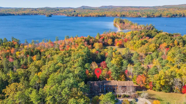 $369,000 | 29 Antler Court, Unit 29, Naples, ME 04055