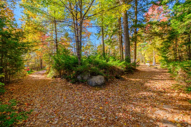 $369,000 | 29 Antler Court, Unit 29, Naples, ME 04055