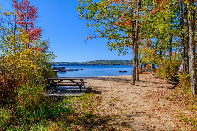 $369,000 | 29 Antler Court, Unit 29, Naples, ME 04055