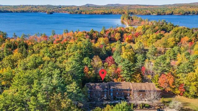 $369,000 | 29 Antler Court, Unit 29, Naples, ME 04055