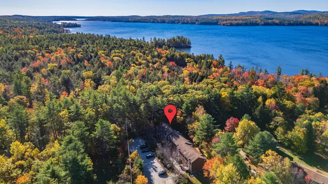 $369,000 | 29 Antler Court, Unit 29, Naples, ME 04055