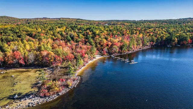 $369,000 | 29 Antler Court, Unit 29, Naples, ME 04055