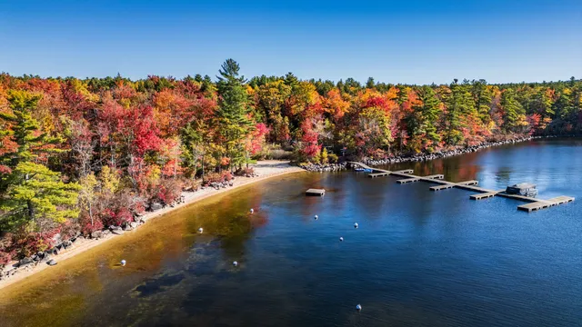 $369,000 | 29 Antler Court, Unit 29, Naples, ME 04055