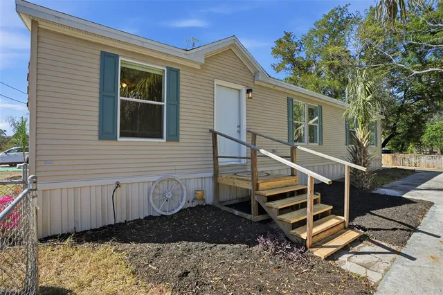 $249,900 | 3315 Southwest Boulevard, Spring Hill, FL 34606