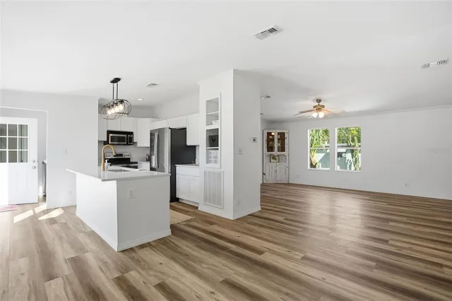 $249,900 | 3315 Southwest Boulevard, Spring Hill, FL 34606