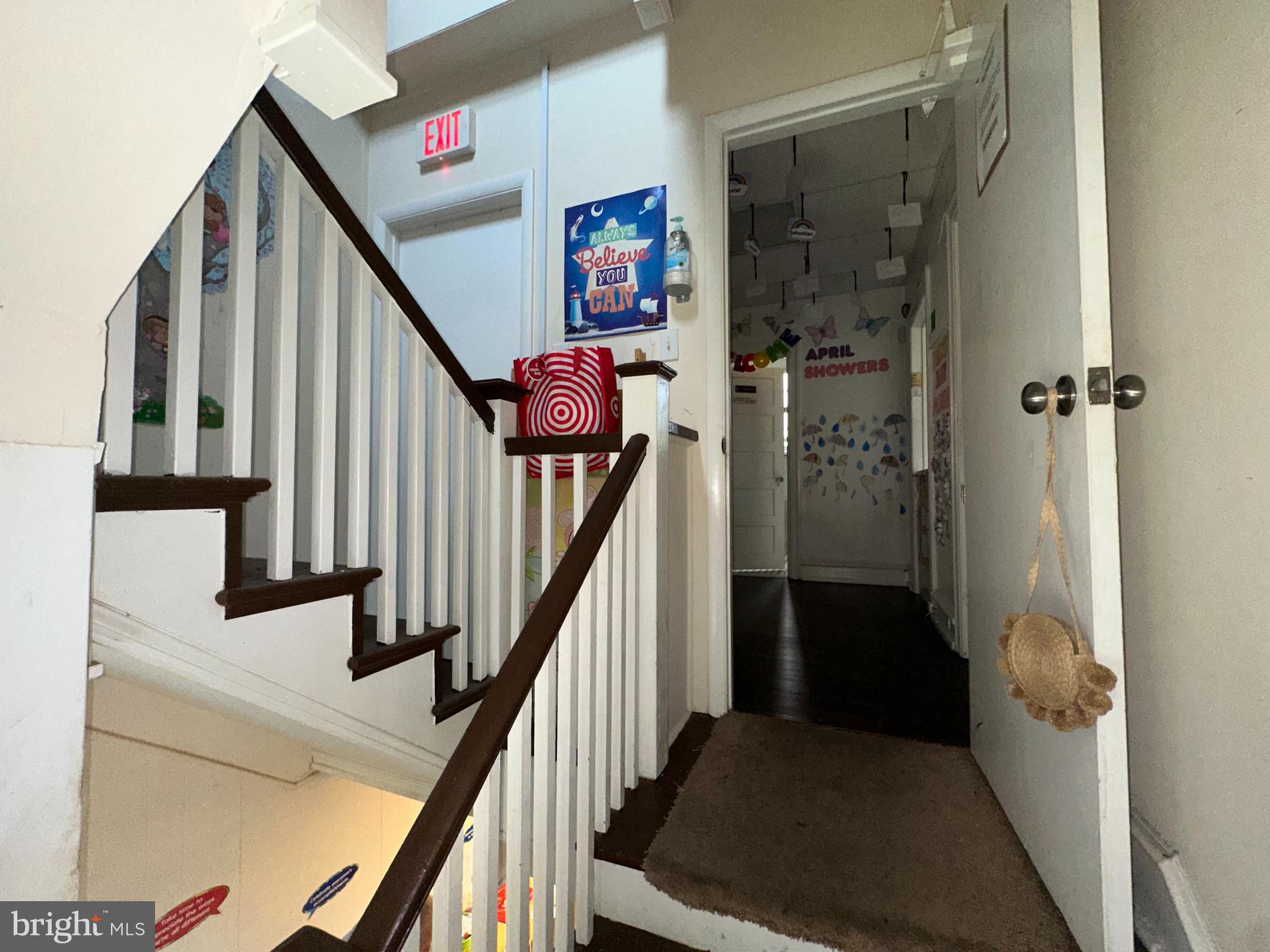 223 East Park Road Havertown, PA 19083 - Photo 29 of 37 a view of entryway