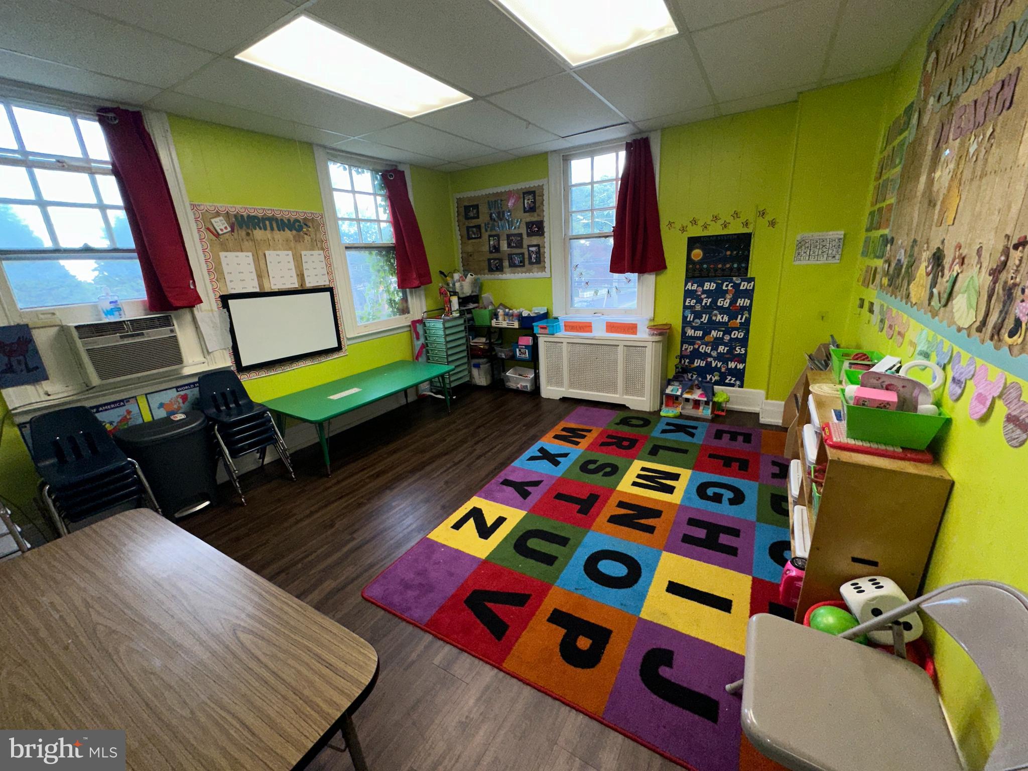 223 East Park Road Havertown, PA 19083 - Photo 33 of 37 a living room with furniture and a wooden floor