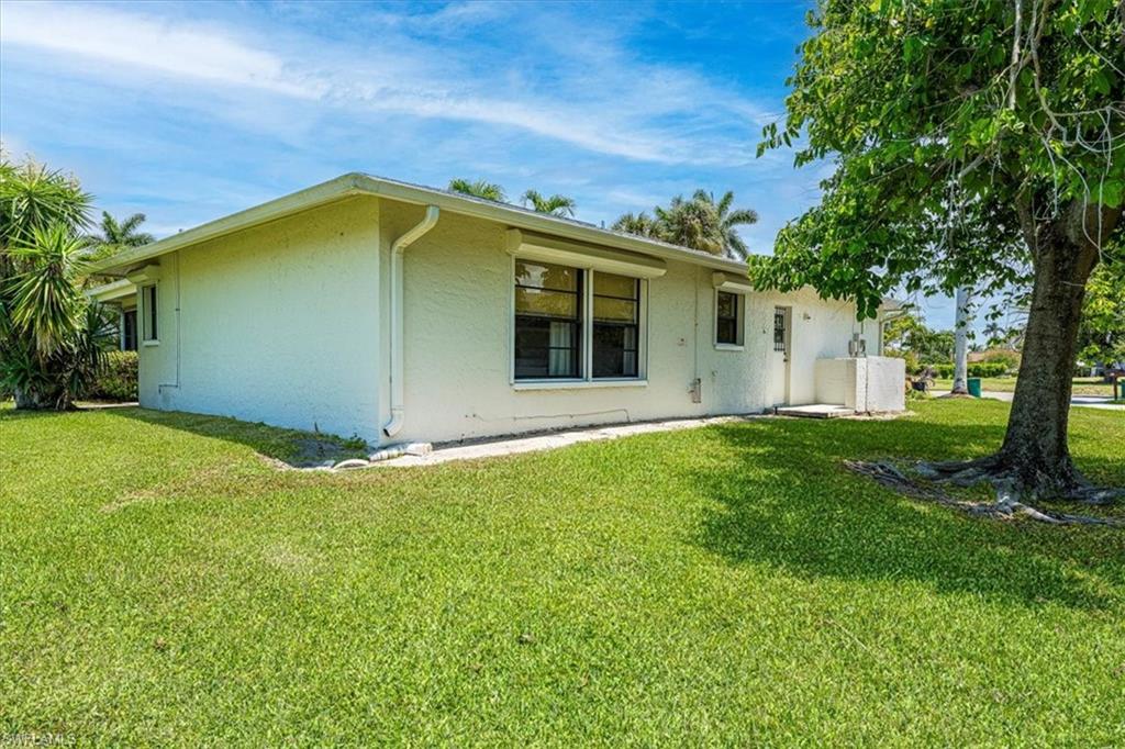 116 Short Court Naples, FL 34112 - Photo 32 of 43 Gallery Image 32